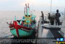 KRI Lemadang Tangkap Kapal Ikan Asing Asal Malaysia - JPNN.com