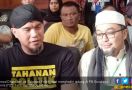 Ahmad Dhani, Tahahan Politik yang Tertidur di Ruang Jaksa PN Surabaya - JPNN.com