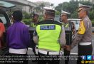 Ambulans Pecah Ban, Jenazah Diangkut Mobil Ditlantas Polda Metro Jaya - JPNN.com