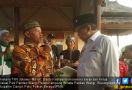 Puas dengan Kebijakan Jokowi, Petani Pandan Wangi Berikan Beras - JPNN.com