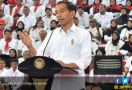 Jokowi Perintahkan 13 Kementerian / Lembaga Bantu Percepatan Pembangunan Persepakbolaan - JPNN.com