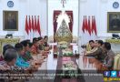 Jokowi Berharap Karyawan Perkebunan Nusantara Dapat Lahan 1.000 Meter Persegi - JPNN.com