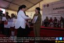 Menko Puan Serahkan DPA Pembangunan Monumen Soekarno ke Bupati - JPNN.com