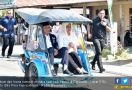 Kemesraan Jokowi dan Iriana di Atas Bentor - JPNN.com