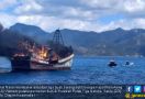 TNI AL Kembali Memusnahkan Tiga Kapal Ikan Asal Vietnam - JPNN.com