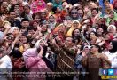 Apresiasi Jokowi untuk Para Pejuang Hak Perempuan - JPNN.com