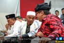 Ayah Angkat Jokowi Diminta Tak Usah Datang di Acara Relawan, Apa yang Terjadi? - JPNN.com