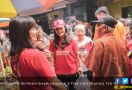 Jalankan Arahan Jokowi, Caleg PSI Blusukan di Pasar Lama Tangerang - JPNN.com
