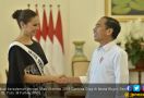 Jokowi Terperanjat Disalami Ratu Sejagat - JPNN.com