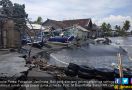 Cuaca Ekstrem, Pesisir Pebuahan Diterjang Gelombang, Rumah Warga Rusak Parah - JPNN.com