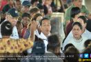 Jokowi Temui Korban Banjir Bandang Sentani - JPNN.com
