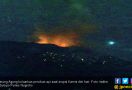  Waspada! Erupsi Gunung Agung Keluarkan Dentuman Sejauh 15 Km - JPNN.com
