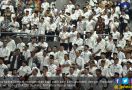 Silaturahmi dengan Jokowi, Kades Kompak Pakai Baju Putih - JPNN.com