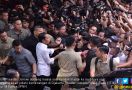 Usai Pidato Kemenangan, Jokowi Diadang Ratusan Orang - JPNN.com