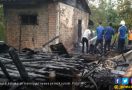 Rumah Terbakar, Kali Ini Nyawa Ari Tidak Dapat Diselamatkan - JPNN.com