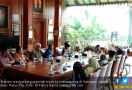 BJ Habibie Gelar Pertemuan dengan Sejumlah Tokoh, Tertutup Untuk Media - JPNN.com
