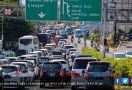 Lebaran Pertama Lalu Lintas Jalan Raya Puncak Padat - JPNN.com