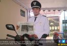 Kisah Brian Handika, Honorer Menyambi Loper Koran, Menang Pilkades - JPNN.com