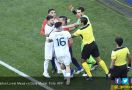 Berantem Sama Medel, Messi Kena Kartu Merah, Argentina Kalahkan Chile 2-1 - JPNN.com