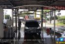 Jelang Lebaran Idulfitri, Pengusaha Cuci Mobil Kebanjiran Pelanggan - JPNN.com