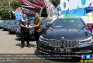 BMW Serahkan 15 Mobil Seri 740Li Untuk Keperluan Atlet dan Panitia Blibli Indonesia Open 2019 - JPNN.com