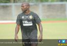 Ditinggal Bruno Casimir, Lini Belakang Sriwijaya FC Goyang - JPNN.com
