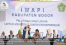 IWAPI Dorong Santri Jadi Pengusaha Sukses - JPNN.com