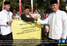 Pangarmada II Serahkan Hewan Kurban di Masjid Al Akbar Surabaya - JPNN.com