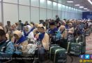 Begitu Tiba di Tanah Air, Para Jemaah Haji Langsung Dicek Suhu Tubuhnya - JPNN.com