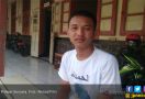 Kisah Ridwan, Siswa SMK yang Memangku Polisi Terbakar di Cianjur - JPNN.com