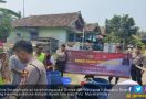 Kirim Air Bersih, Polres Serang Kerahkan Kendaraan Armor Water Canon - JPNN.com