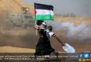 Tentara Israel Mengganas Tembak Warga Palestina dengan Peluru Aktif - JPNN.com
