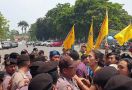 Demo Mahasiswa di Depan Pemkab Lebak Ricuh, Ini Tuntutannya - JPNN.com