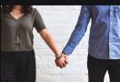 Suami Bejat! Baru Sehari Menikah, Usman Jual Istri ke Hidung Belang - JPNN.com