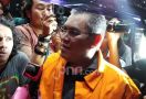 KPK Tahan Bupati Muara Enim Ahmad Yani di Rutan Polres Jakarta Pusat - JPNN.com