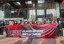 Aksi Rantai Manusia: KPK Dilahirkan Mega, Mati di Tangan Jokowi - JPNN.com