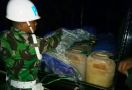 TNI Sikat Penyelundupan 500 Liter Minyak Tanah di Papua - JPNN.com