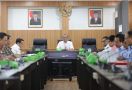 Menindaklanjuti Arahan BPK, Sesmenpora Pimpin Rapat Rencana Pembentukan Satkersus KONI Pusat - JPNN.com