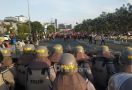 Semoga Polisi Tak Kecanduan Terbitkan Diskresi Larangan Berdemonstrasi - JPNN.com
