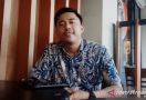 Profil Renaldi Saputra: Sempat jadi Pengamen, Kini Wakil Rakyat Termuda - JPNN.com