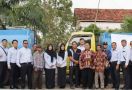 Bea Cukai Sampit Salurkan Air Bersih ke Masyarakat Kalimantan - JPNN.com