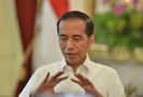 Pak Jokowi Mengaku Tak Perintahkan Polri Larang Demo Jelang Pelantikannya - JPNN.com