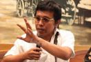 Adian Napitupulu: Saya Bukan Erick Thohir - JPNN.com