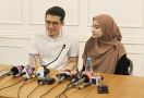 Irwansyah dan Zaskia Sungkar Berpisah untuk Sementara Waktu - JPNN.com