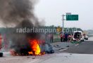 Kecelakaan Maut di JTTS, 4 Penumpang Sedan Tewas Terbakar - JPNN.com