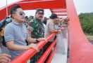 Panglima TNI Tinjau Jembatan Merah di Jayapura - JPNN.com