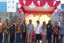 Bea Cukai Maluku Lepas Ekspor Perdana Olahan Kayu Framing Door ke India - JPNN.com