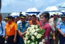 Tabur Bunga di Laut Mengenang Para Korban Kecelakaan Pesawat Lion Air JT 610 - JPNN.com