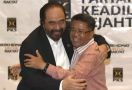 Surya Paloh dan Sohibul PKS Berpelukan Ala Teletubbies, Kesannya Ada Cinta Tertukar - JPNN.com