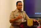 Kasus Honorer K2 Disuruh Masuk Selokan, Anies Baswedan Menuai Pujian - JPNN.com